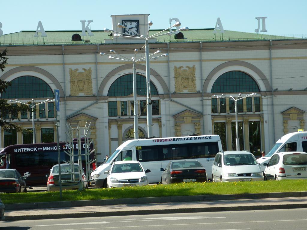 Хостел 3 Звезды на Октябрьской Витебск Экстерьер фото